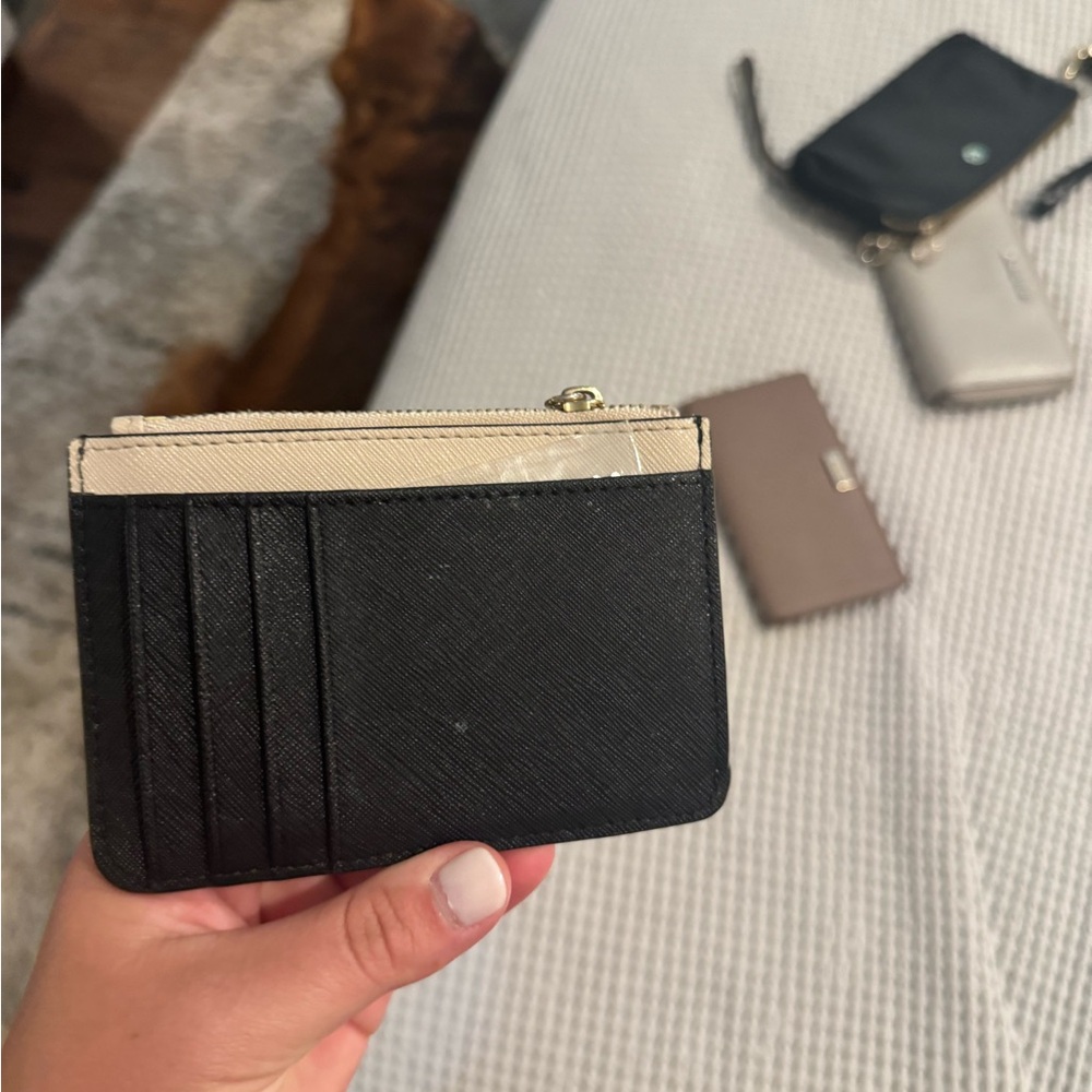 Kate Spade - Picture 2 of 2